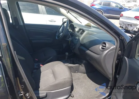 2017 Nissan Versa 1.6 S+ z USA, uszkodzony, nr VIN 3N1CN7AP9HL826625